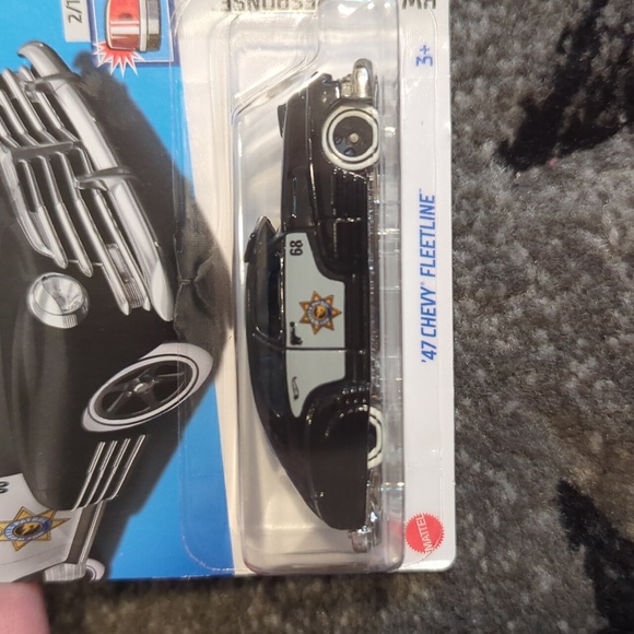 Hot wheels '47 Chevy Fleetline brand new - Picture 2 of 6